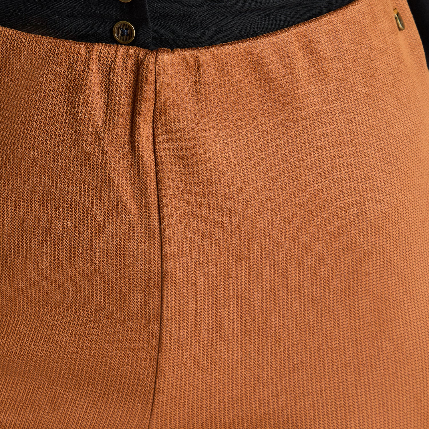 Calza Suede Mini Flare Camel A2053 - Imagen 3