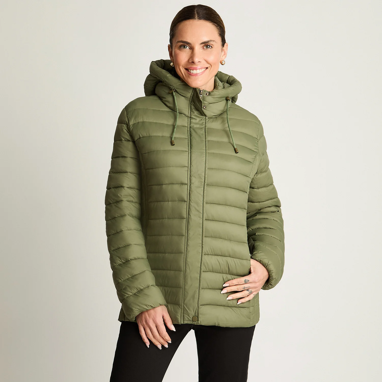 Parka Basica Verde Corta Con Gorro A2367